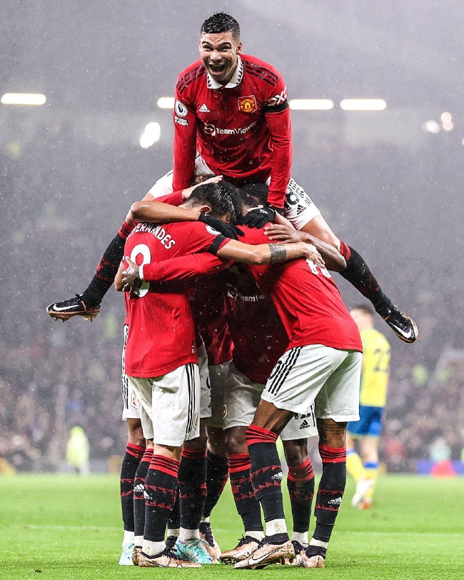 的表现亮眼 的表现亮眼